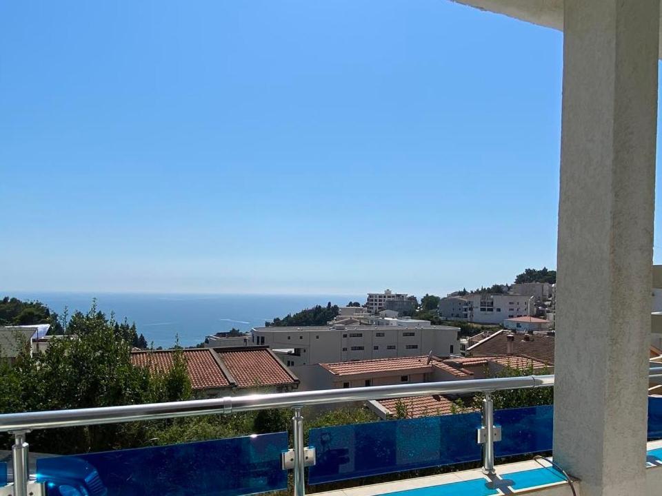 Dini Apartament *